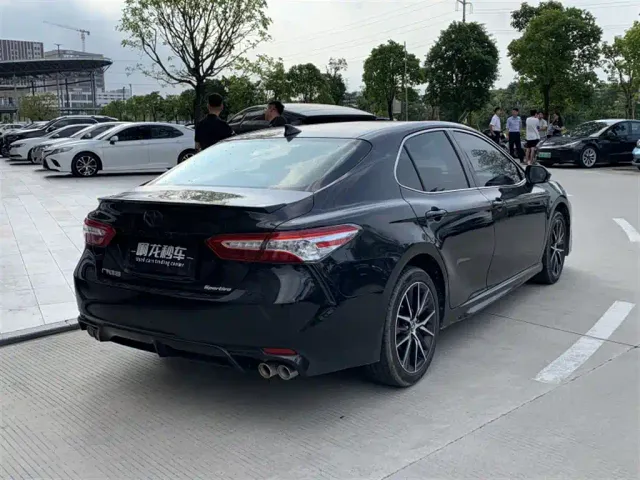 Toyota Camry — Фото автомобиля 8