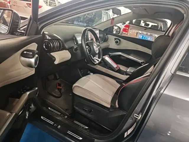 BYD Yuan PLUS — Фото автомобиля 15