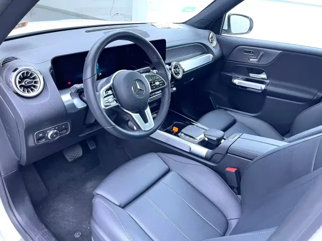 Mercedes-Benz EQB — Фото автомобиля 5