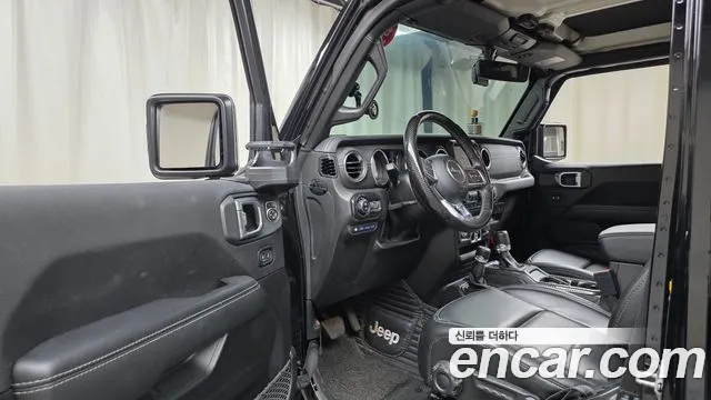 Jeep Wrangler JL — Фото автомобиля 9