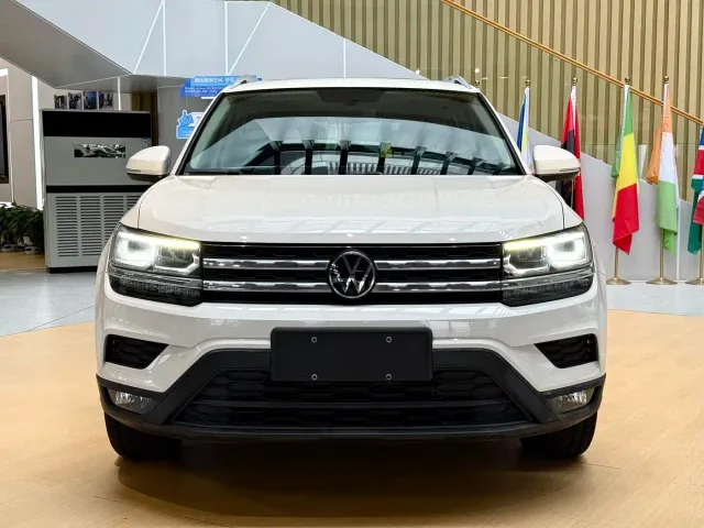 Volkswagen Tharu — Фото автомобиля 2