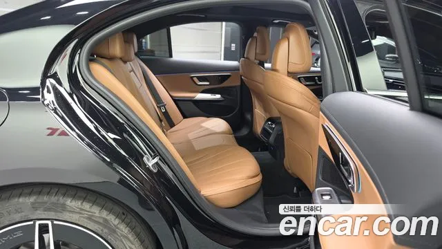 Mercedes-Benz E-Class W214 — Фото автомобиля 18