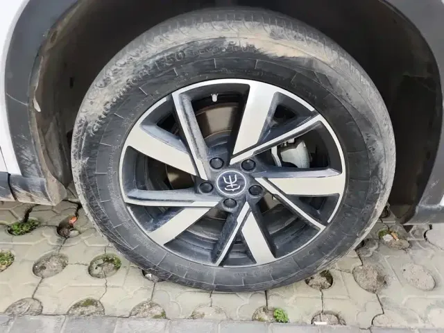 BYD Song Pro — Фото автомобиля 6