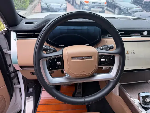 Land Rover Range Rover — Фото автомобиля 6
