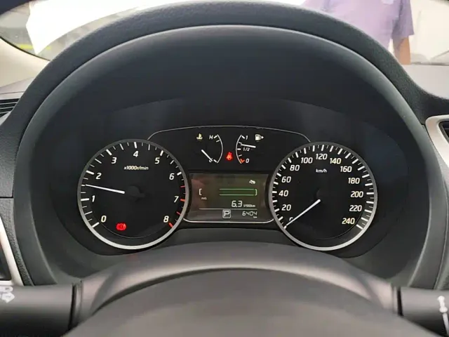 Nissan Sylphy — Фото автомобиля 11