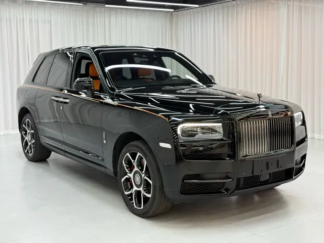 Rolls-Royce Cullinan — Фото автомобиля 3