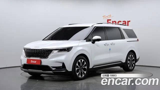 Фотография автомобиля — Kia Carnival Generation 4