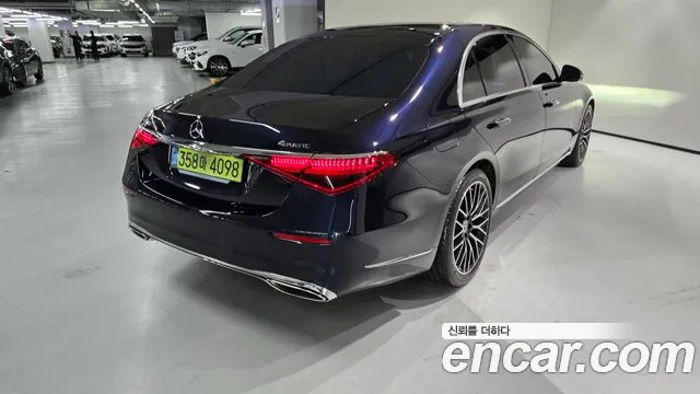 Mercedes-Benz S-Class — Фото автомобиля 3