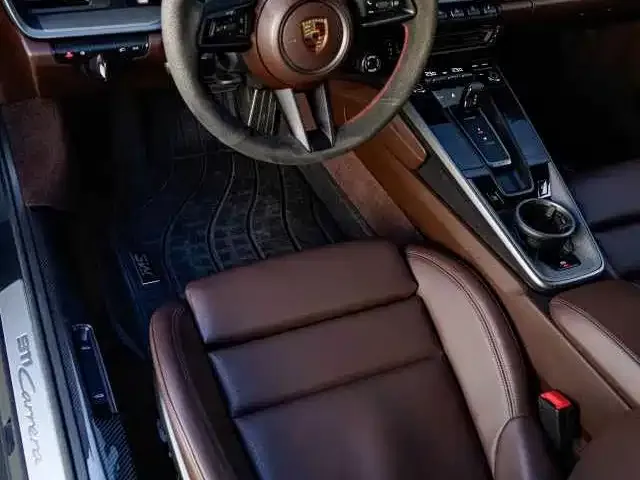 Porsche 911 — Фото автомобиля 12