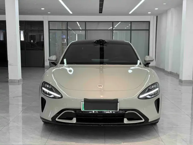 Xiaomi SU7 — Фото автомобиля 2
