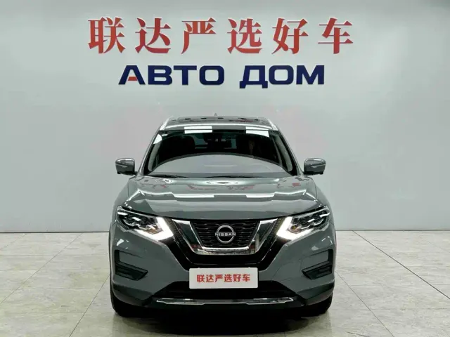 Nissan X-Trail — Фото автомобиля 2