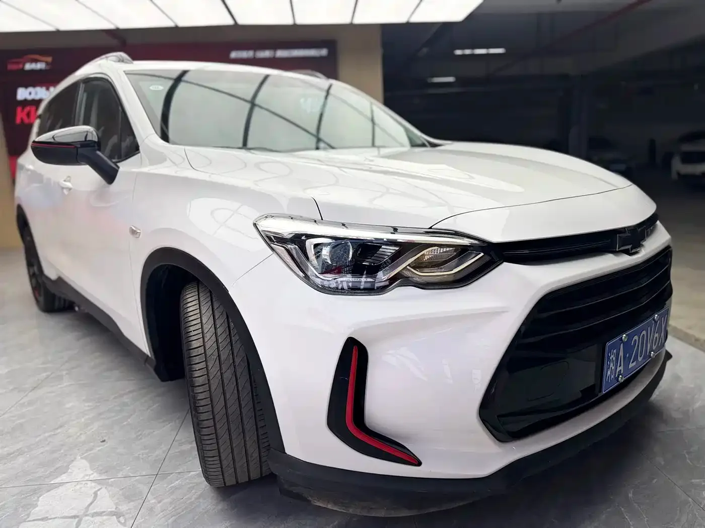 Chevrolet Volando 2020 Mild Hybrid Redline 530T Automatic Premium Edition (5+2 seater) — Фото автомобиля 3