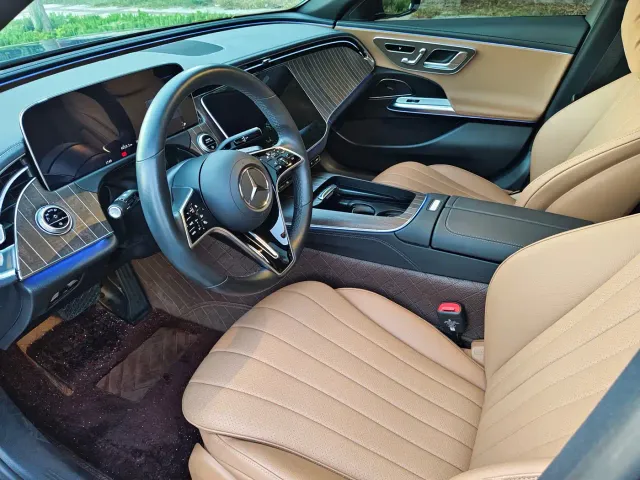 Mercedes-Benz E-Class — Фото автомобиля 9