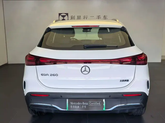 Mercedes-Benz EQA — Фото автомобиля 5