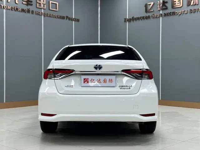 Toyota Corolla — Фото автомобиля 5