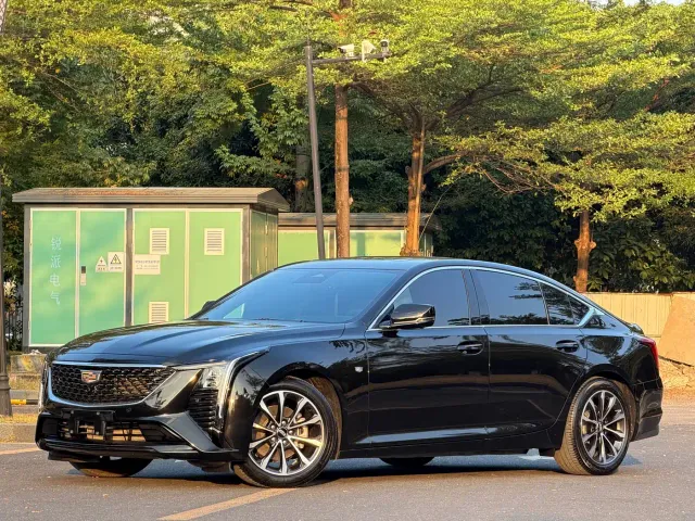 Фотография автомобиля — Cadillac CT5