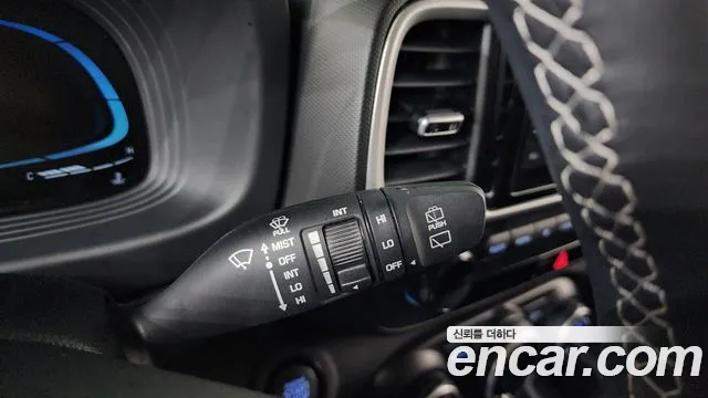 Hyundai Venue Venue 1.6 Premium — Фото автомобиля 27