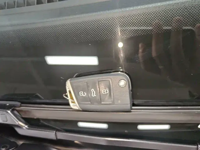 Volkswagen Tharu — Фото автомобиля 8