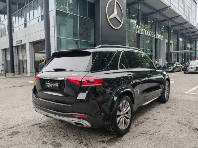Mercedes-Benz GLE-Class — Фото автомобиля 4