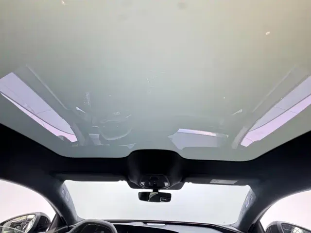 Audi A6L e-tron — Фото автомобиля 12