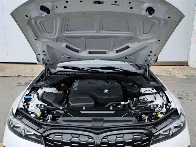 BMW 3 Series — Фото автомобиля 12