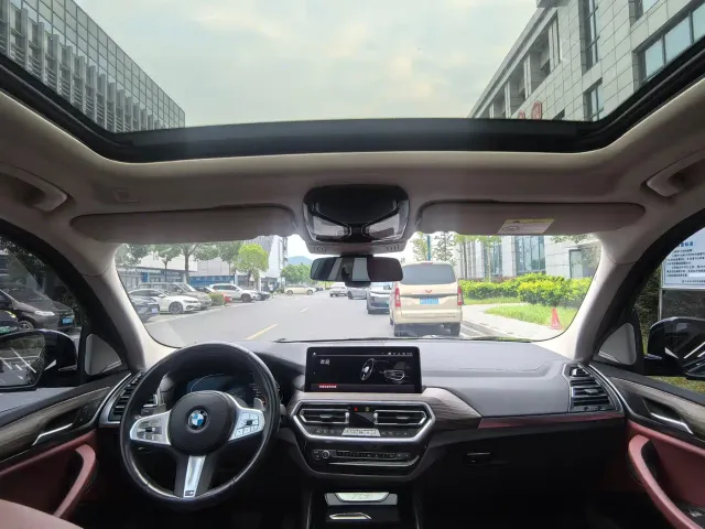 BMW X3 — Фото автомобиля 10