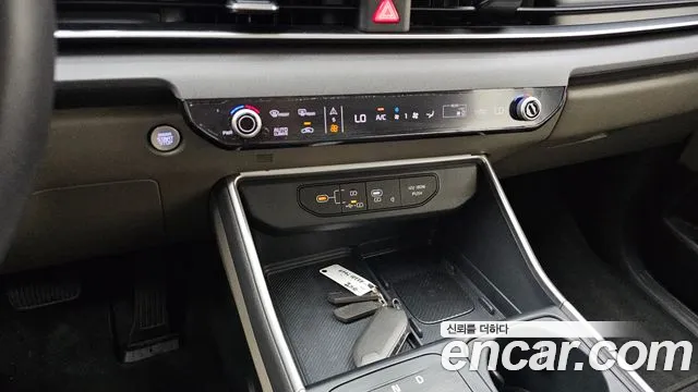Kia Carnival — Фото автомобиля 18