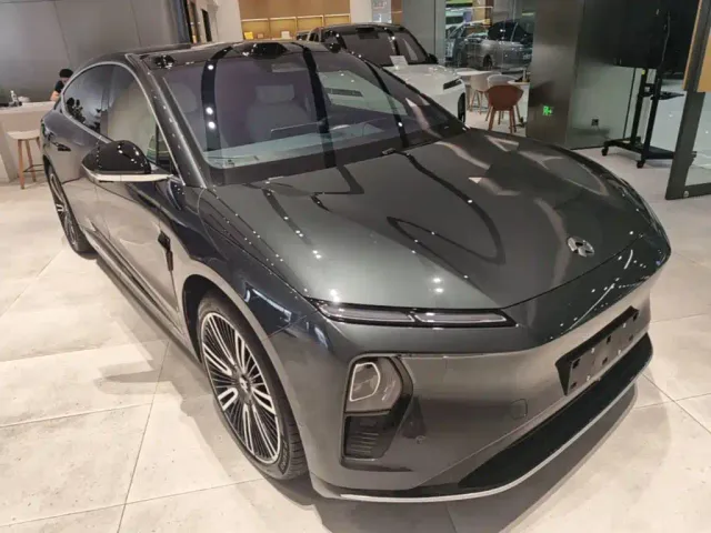 Nio ET9 — Фото автомобиля 3