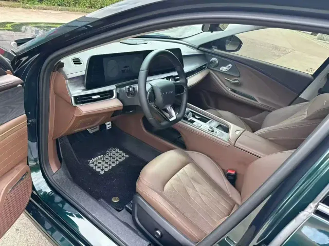 Chery Arrizo 8 — Фото автомобиля 4