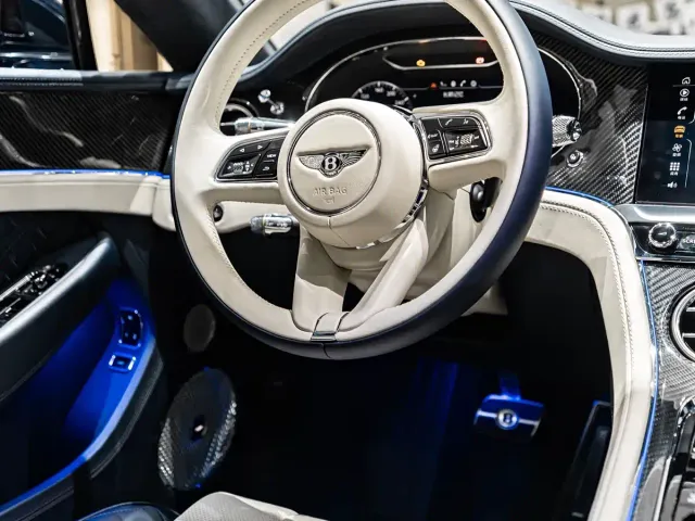 Bentley Continental — Фото автомобиля 6