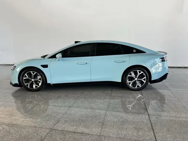 Luxeed S7 — Фото автомобиля 3