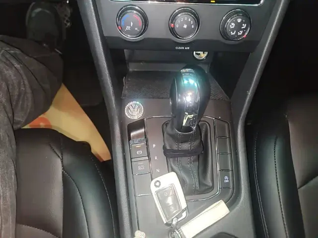 Volkswagen Tharu — Фото автомобиля 13
