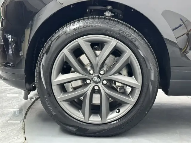 Land Rover Range Rover Velar — Фото автомобиля 25