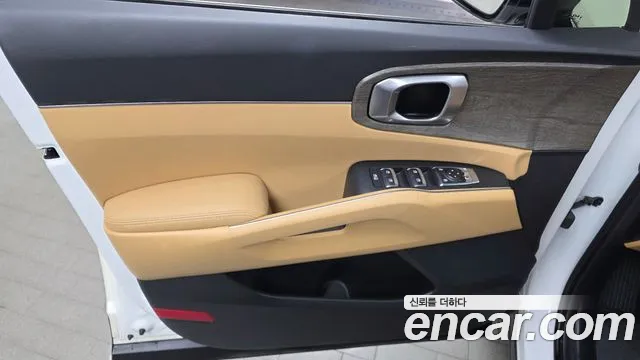 Kia Sorento Sorento 4-е поколение Бензин 2.5T 2WD — Фото автомобиля 21