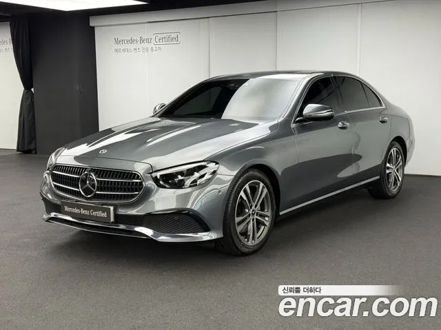 Mercedes-Benz E-Class — Фото автомобиля 8