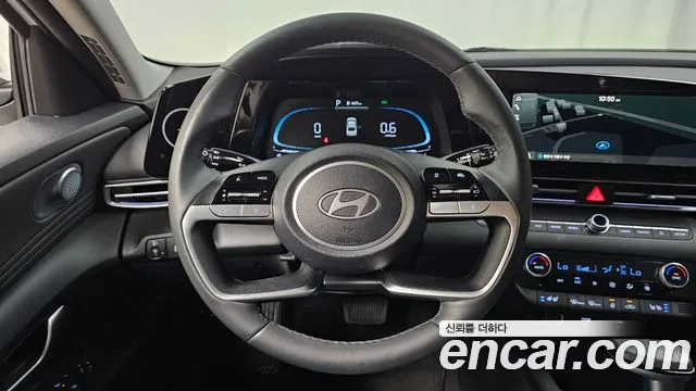 Hyundai Avante CN7 — Фото автомобиля 13