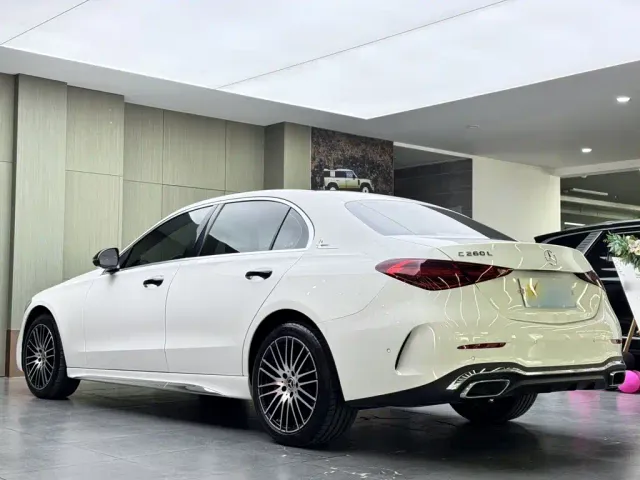 Mercedes-Benz C-Class — Фото автомобиля 8