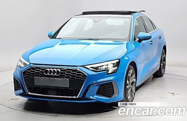 Фотография автомобиля — Audi A3 8Y