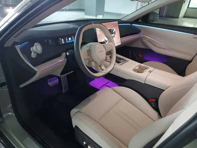 Xiaomi SU7 — Фото автомобиля 7