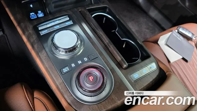 Genesis G80 Бензин 2.5 турбо AWD — Фото автомобиля 7