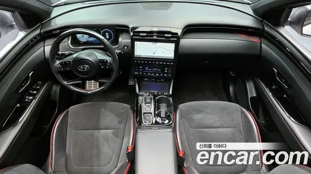 Hyundai Tucson Tucson (NX4) Бензин 1.6 турбо 2WD — Фото автомобиля 6