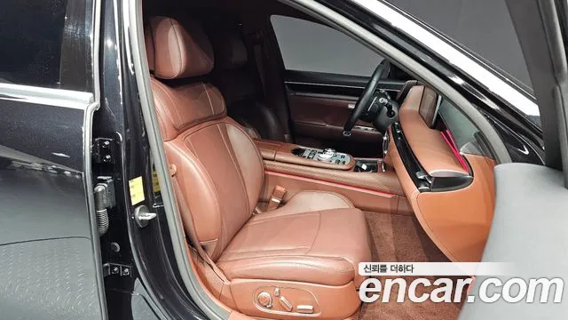 Genesis G90 Бензин 3.5 турбо AWD — Фото автомобиля 11