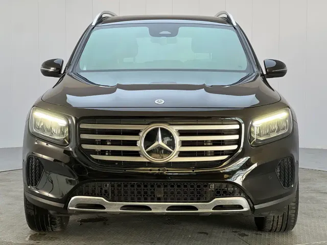 Mercedes-Benz GLB-Class — Фото автомобиля 2