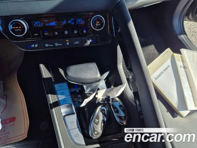 Hyundai Avante CN7 — Фото автомобиля 20