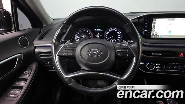 Hyundai Sonata — Фото автомобиля 19