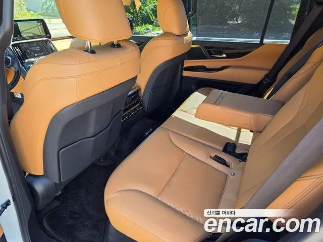 Lexus LX — Фото автомобиля 19