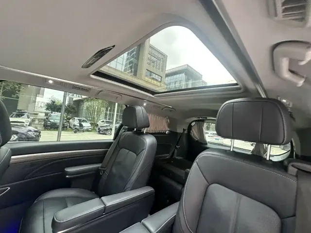 GAC Trumpchi M8 — Фото автомобиля 10