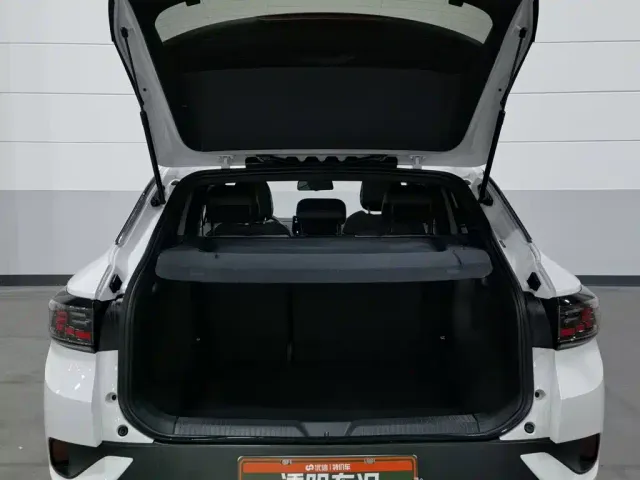 Volkswagen ID.4 Crozz — Фото автомобиля 16