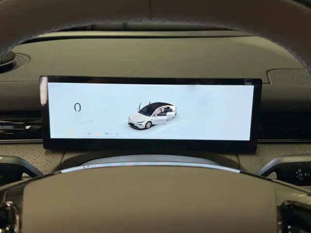 Geely Galaxy Xingyao 8 — Фото автомобиля 21