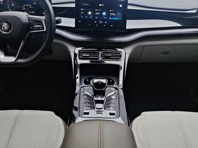 BYD Qin PLUS — Фото автомобиля 16